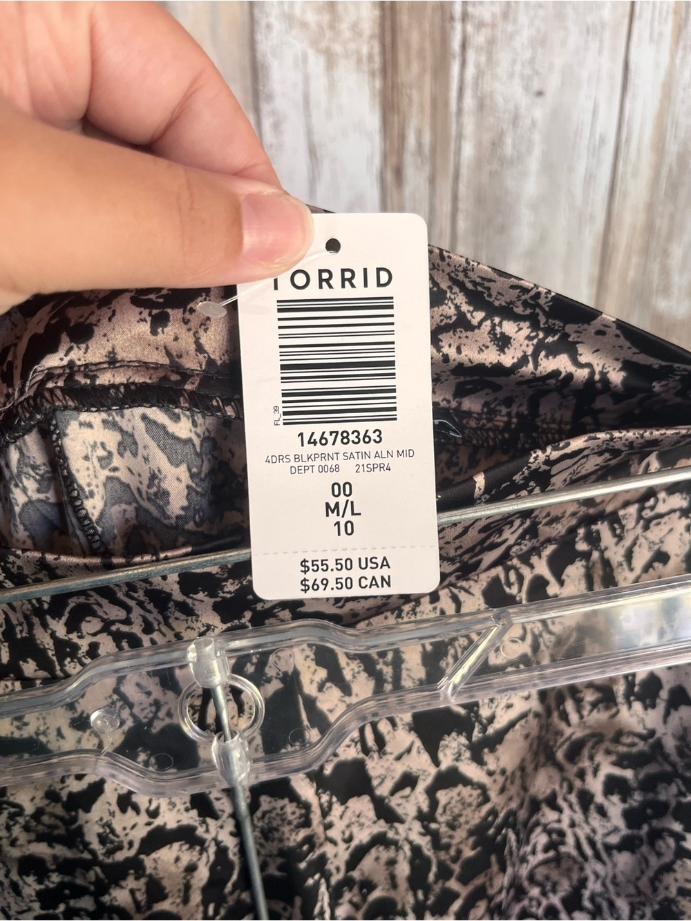 NWT Torrid Skull Animal Print Satin A-Line Midi Skirt Size 00 10 - Picture 5 of 5